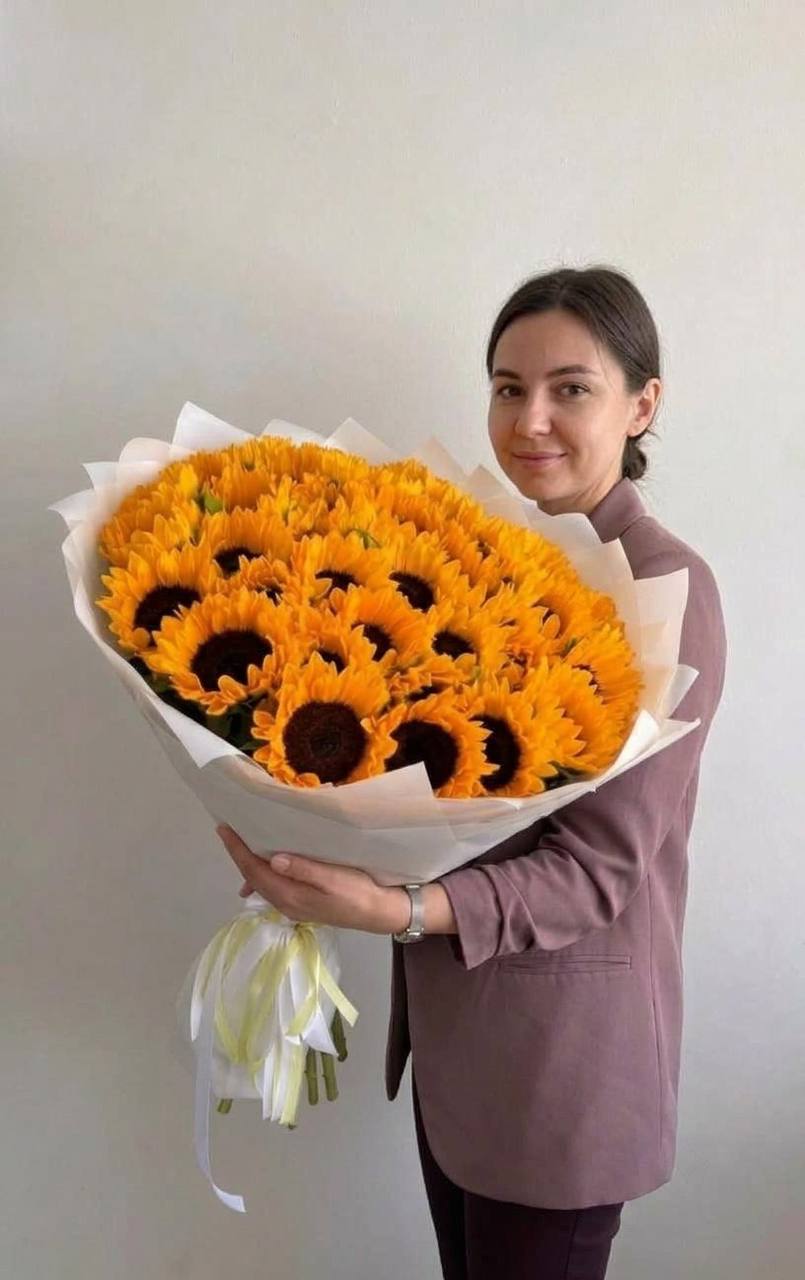Моно-букет из подсолнухов